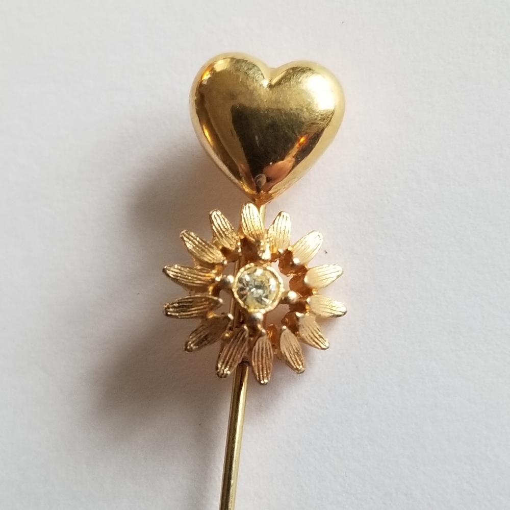 Vintage Sarah Coventry stickpin gold tone stick pin brooch floral heart flower